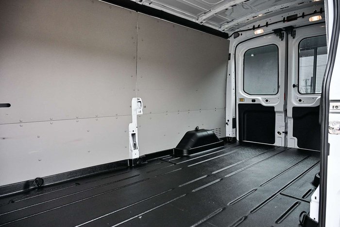 2025 Ford Transit 350L