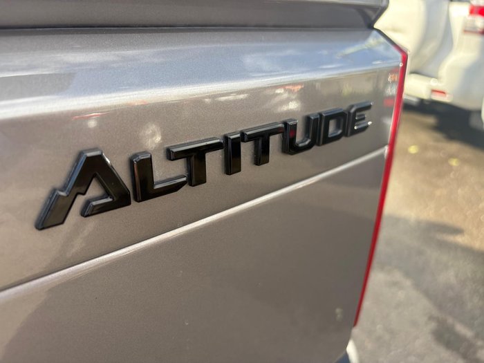 2024 Toyota Landcruiser Prado Altitude