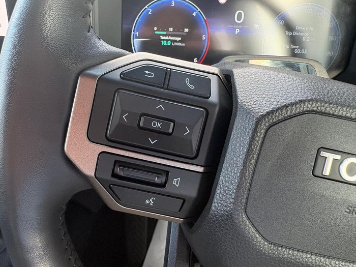 2024 Toyota Landcruiser Prado Altitude