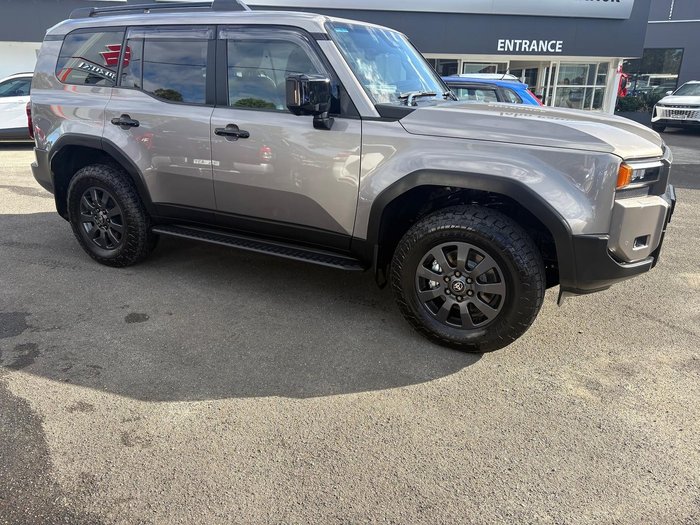 2024 Toyota Landcruiser Prado Altitude