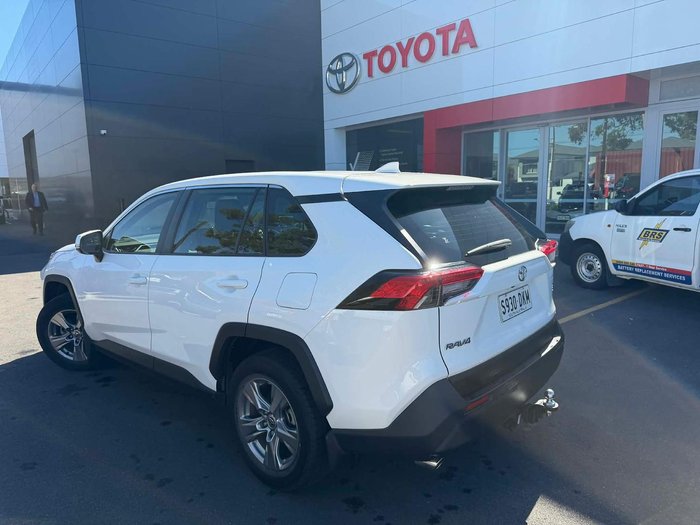2022 Toyota RAV4 GX