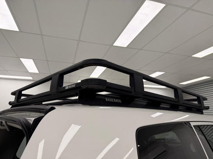 2020 Toyota Landcruiser GX VDJ200R 4X4 Dual Range Glacier White