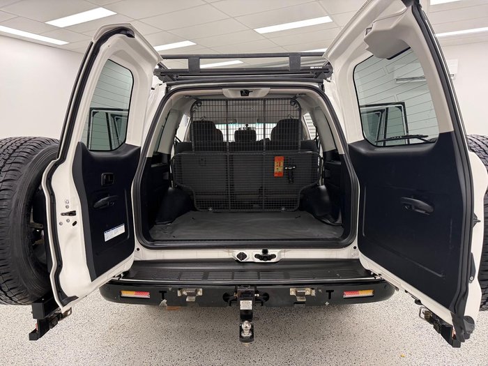2020 Toyota Landcruiser GX VDJ200R 4X4 Dual Range Glacier White