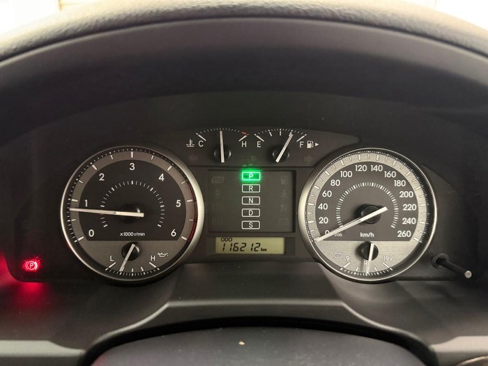 2020 Toyota Landcruiser GX VDJ200R 4X4 Dual Range Glacier White