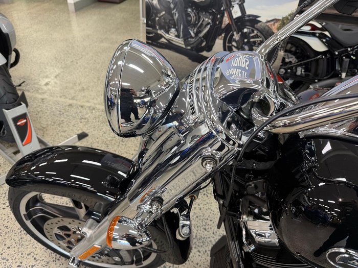 2020 Harley-Davidson Freewheeler 114 (FLRT) Freewheeler Black