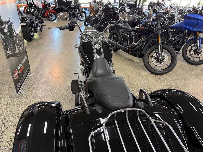 2020 Harley-Davidson Freewheeler 114 (FLRT) Freewheeler Black