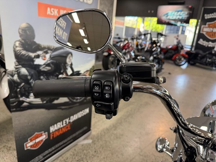 2020 Harley-Davidson Freewheeler 114 (FLRT) Freewheeler Black