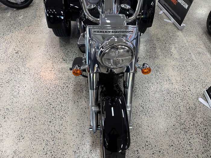 2020 Harley-Davidson Freewheeler 114 (FLRT) Freewheeler Black