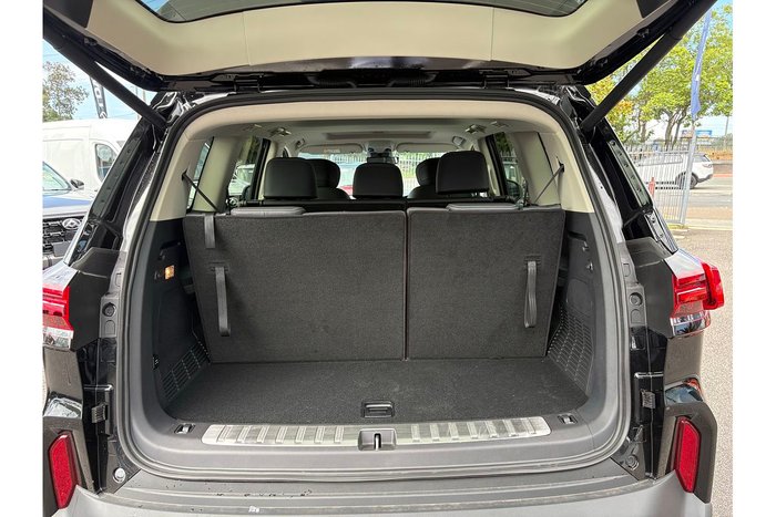 2025 LDV D90 Executive