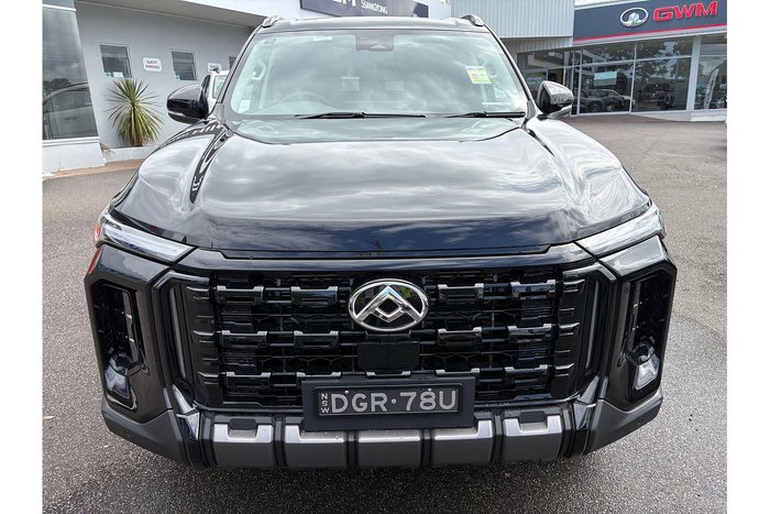 2025 LDV D90 Executive