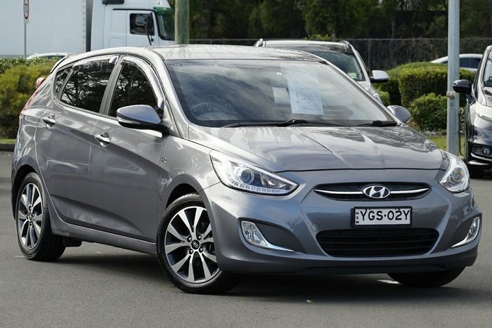 2016 Hyundai Accent SR
