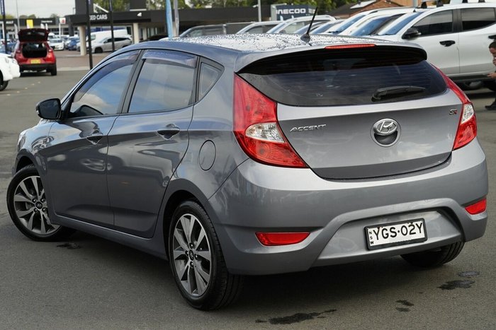 2016 Hyundai Accent SR