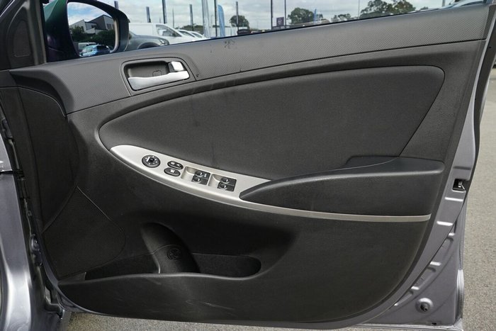 2016 Hyundai Accent SR