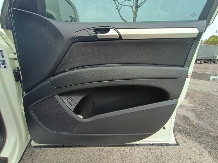 2006 Audi Q7 TDI Four Wheel Drive White