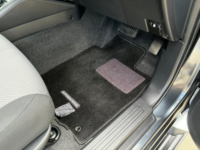 2020 Mitsubishi Triton GLX-R