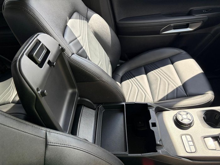 2025 Ford Everest Trend