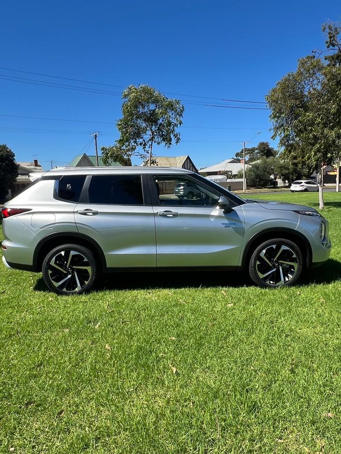 2025 Mitsubishi Outlander PHEV Aspire ZM MY24 AWD Sterling Silver