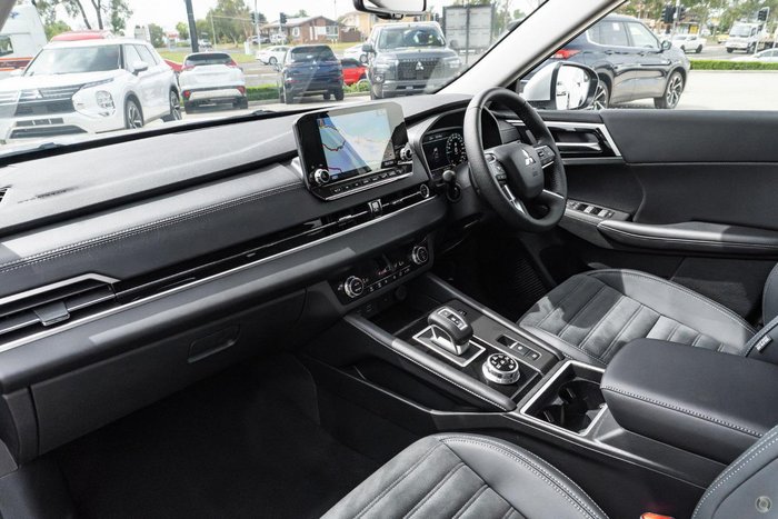 2025 Mitsubishi Outlander PHEV Aspire ZM MY24 AWD Sterling Silver