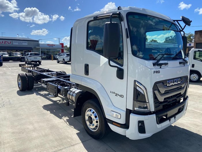 2025 Isuzu Frd 110-240 Am R52 Alloy Wheels Frd 110-240 Am R52 Alloy W