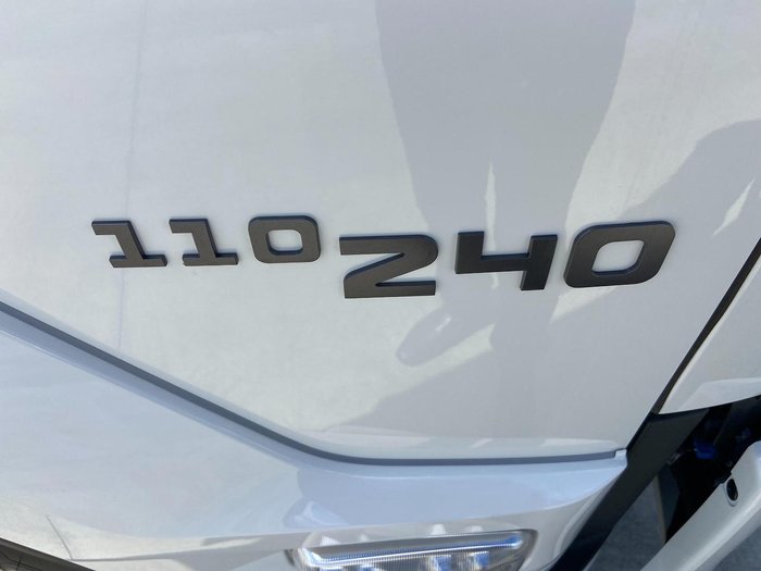 2025 Isuzu Frd 110-240 Am R52 Alloy Wheels Frd 110-240 Am R52 Alloy W