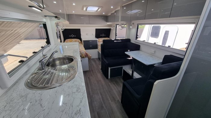 2021 GREAT AUSSIE 2OURER SINGLE BEDS