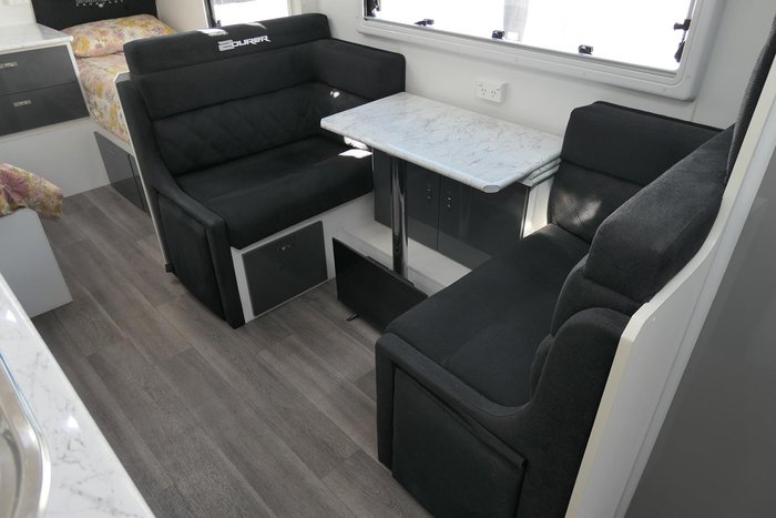 2021 GREAT AUSSIE 2OURER SINGLE BEDS