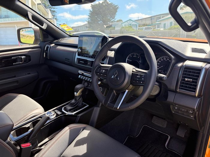 2025 Mitsubishi Triton GSR