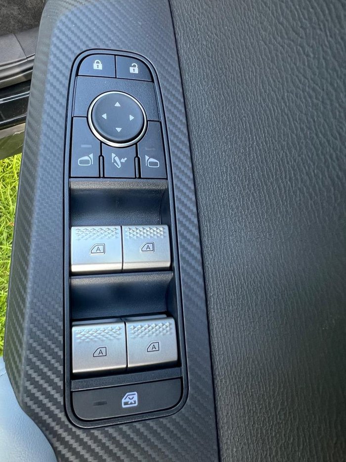 2025 Mitsubishi Outlander PHEV Exceed