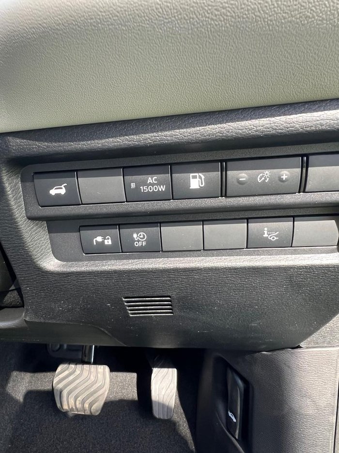 2025 Mitsubishi Outlander PHEV Exceed