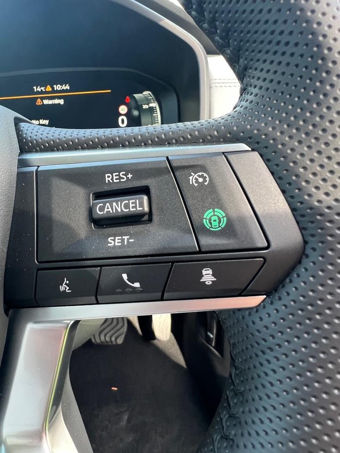 2025 Mitsubishi Outlander PHEV Exceed