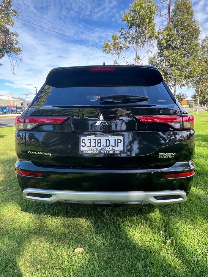 2025 Mitsubishi Outlander PHEV Exceed