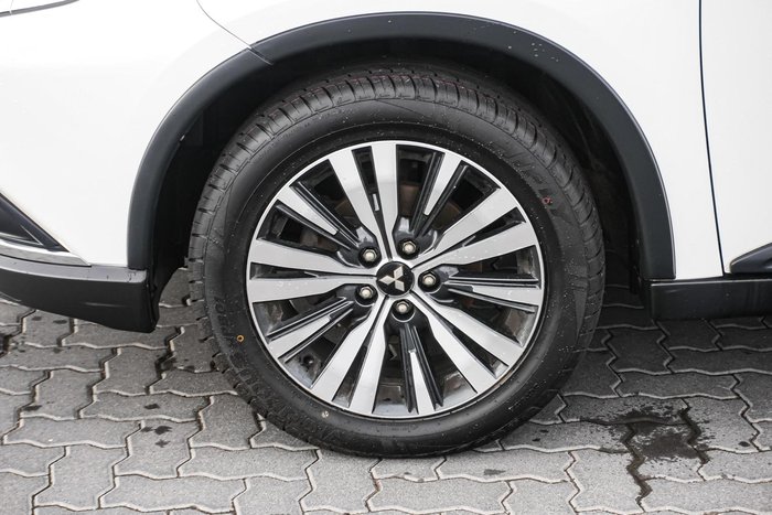 2019 Mitsubishi Outlander ES