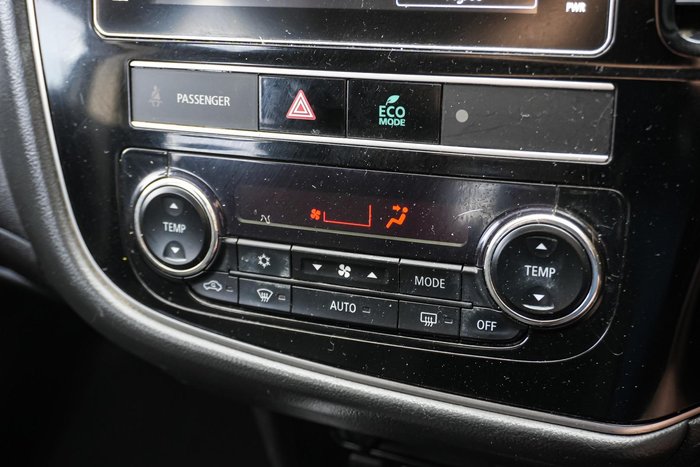 2019 Mitsubishi Outlander ES