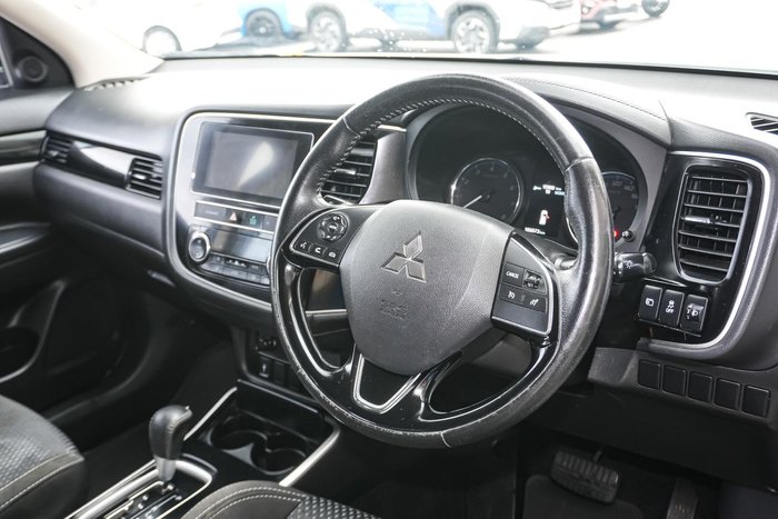 2019 Mitsubishi Outlander ES
