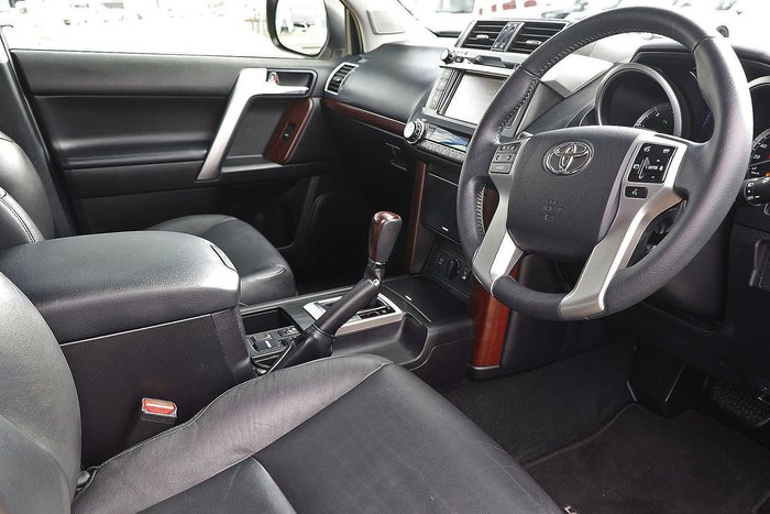 2016 Toyota Landcruiser Prado VX