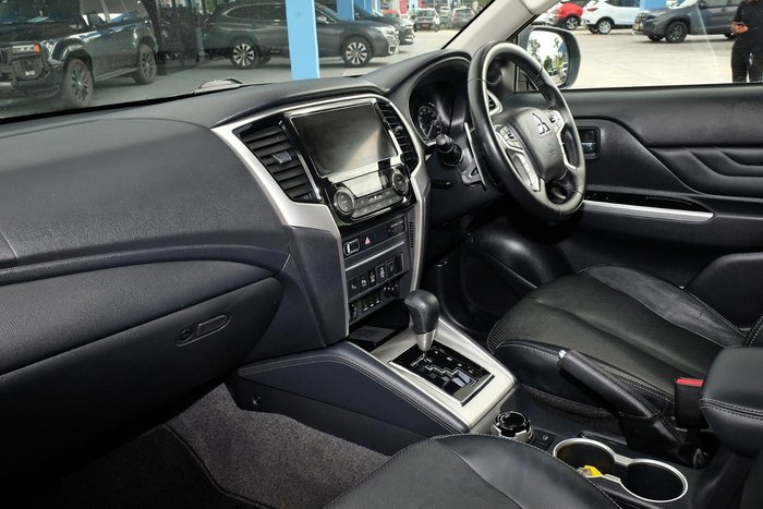 2022 Mitsubishi Triton GSR