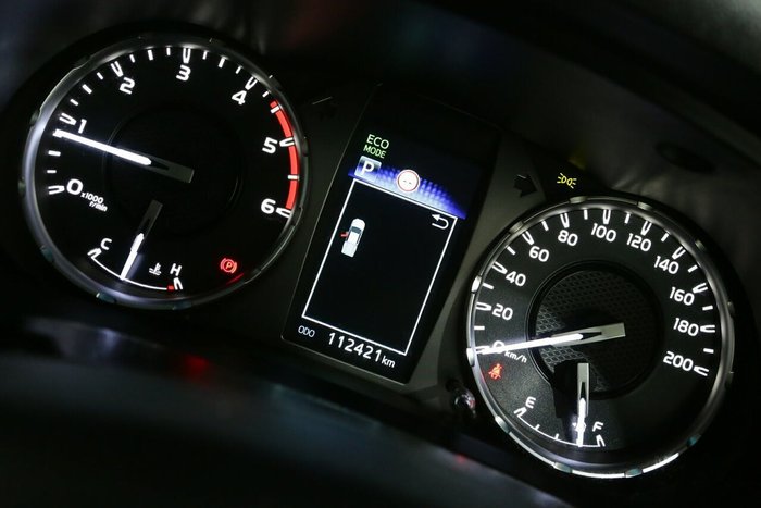 2020 Toyota Hilux SR5