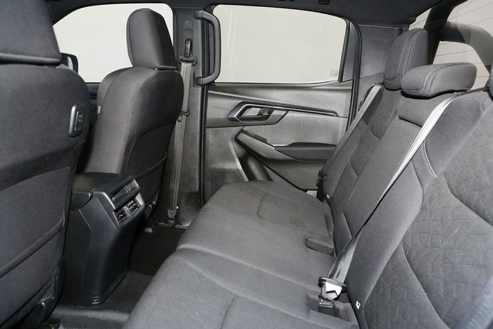 2024 Isuzu D-MAX X-RIDER