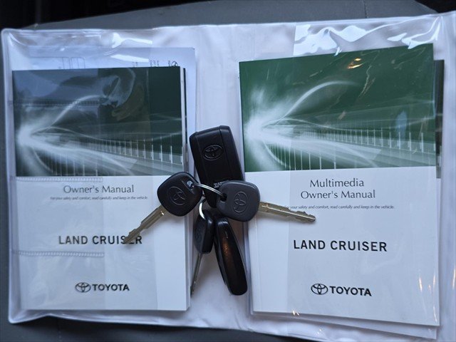 2024 Toyota Landcruiser GXL