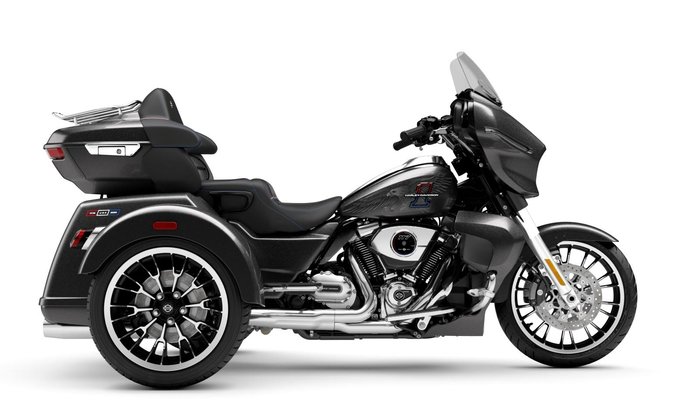 2026 Harley-Davidson Street Glide 3 (FLHLT) Trike
