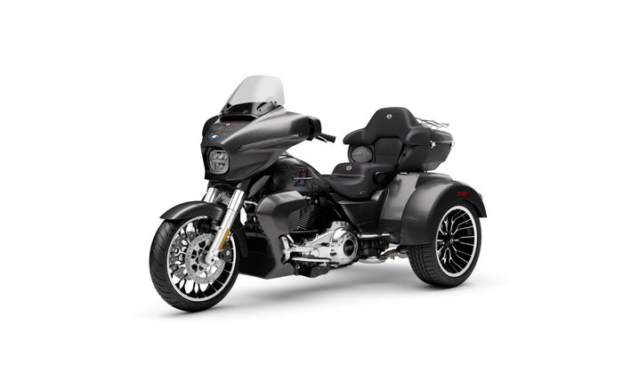 2026 Harley-Davidson Street Glide 3 (FLHLT) Trike