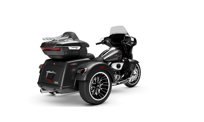 2026 Harley-Davidson Street Glide 3 (FLHLT) Trike