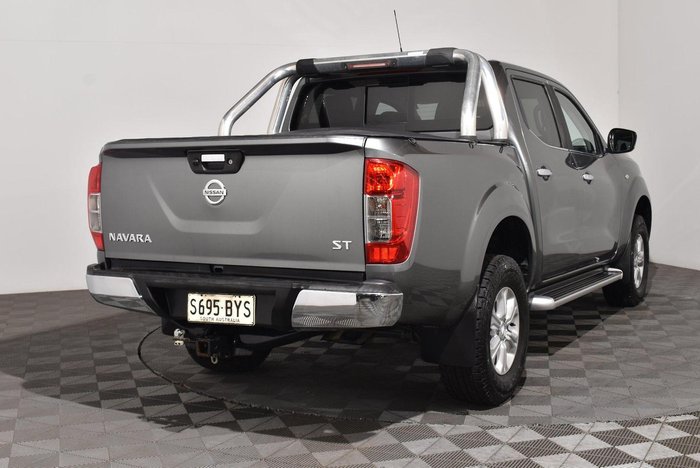 2018 Nissan Navara ST
