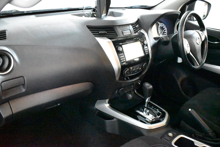 2018 Nissan Navara ST