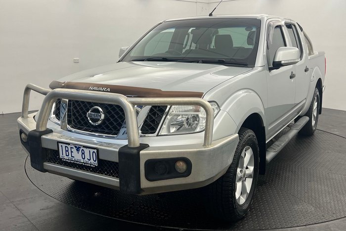2014 Nissan Navara ST
