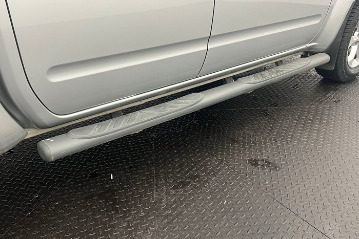 2014 Nissan Navara ST