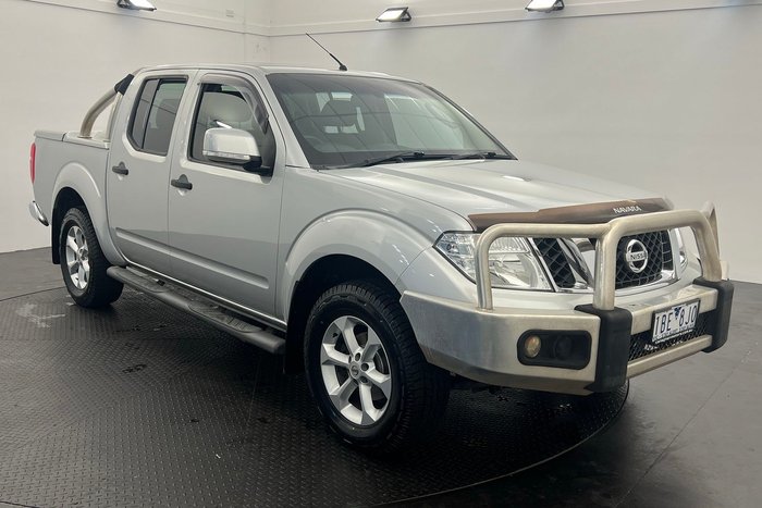 2014 Nissan Navara ST