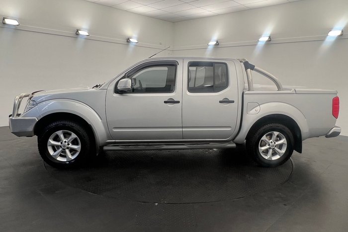 2014 Nissan Navara ST