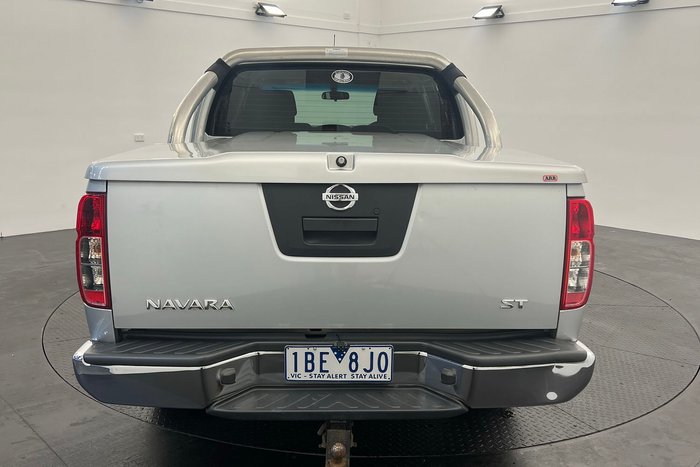 2014 Nissan Navara ST