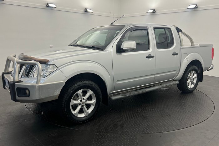 2014 Nissan Navara ST
